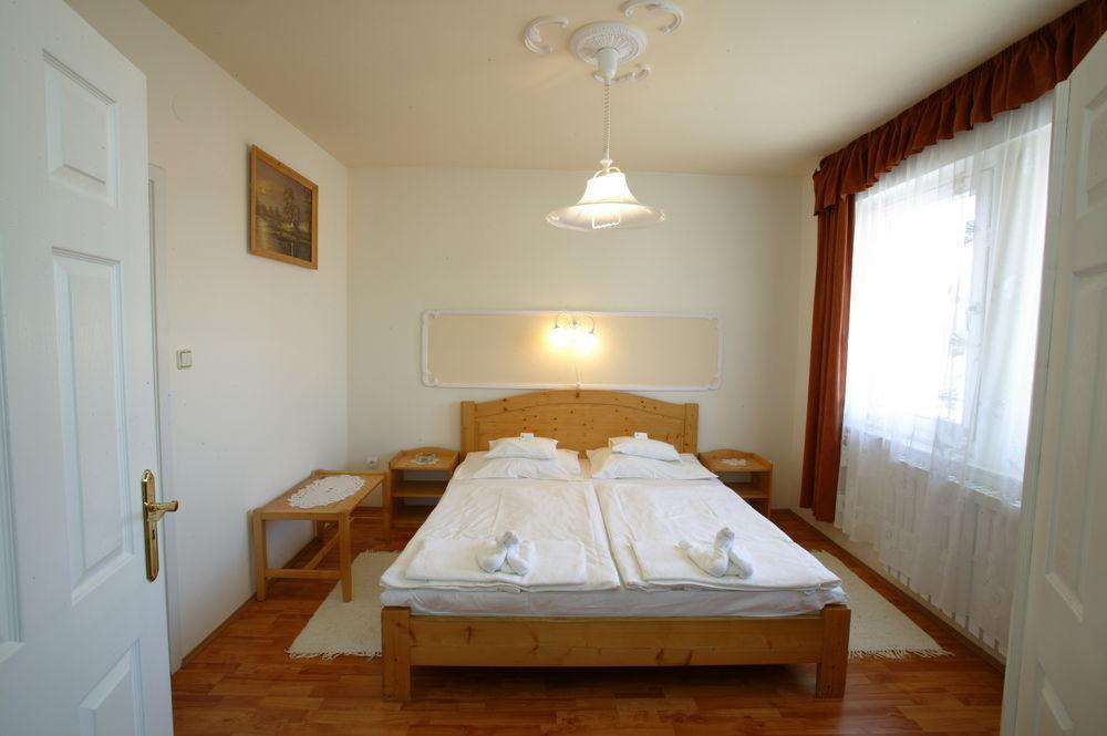 Hotel Korona Hajdúszoboszló Kültér fotó