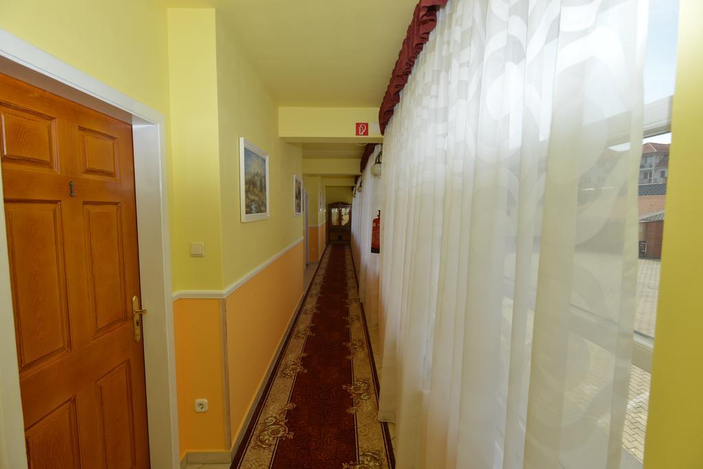 Hotel Korona Hajdúszoboszló Kültér fotó