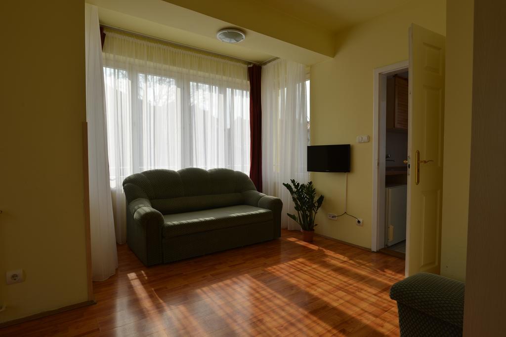Hotel Korona Hajdúszoboszló Kültér fotó