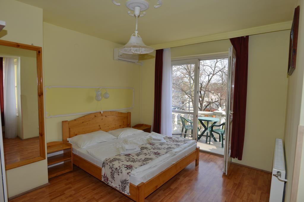 Hotel Korona Hajdúszoboszló Kültér fotó