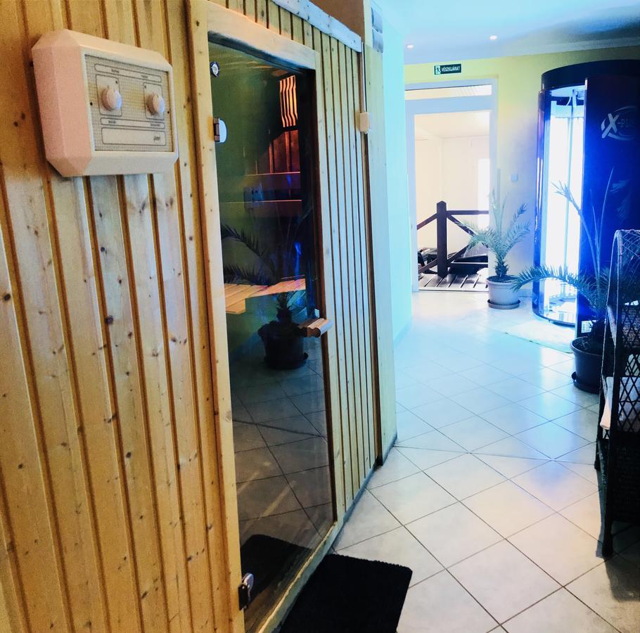 Hotel Korona Hajdúszoboszló Kültér fotó