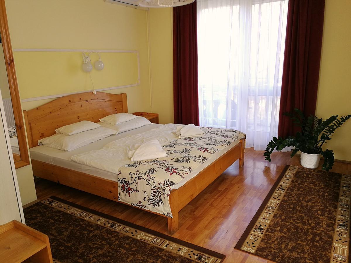Hotel Korona Hajdúszoboszló Kültér fotó
